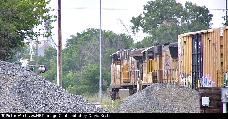 UP 5316 & 3876 passing Main St. crossing NB.